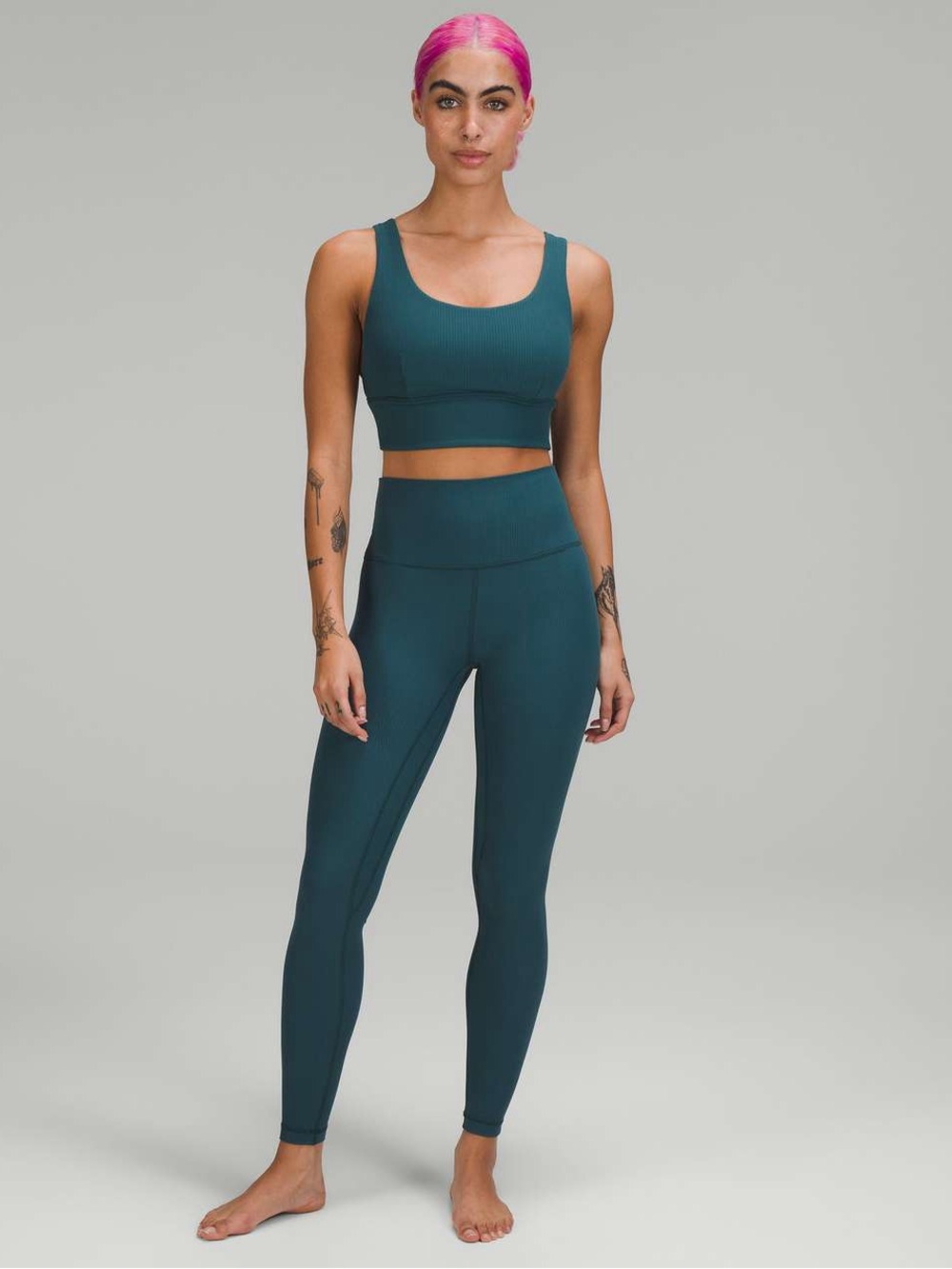 Lululemon Align Ribbed High-Rise Pant 28"
Green Jasper